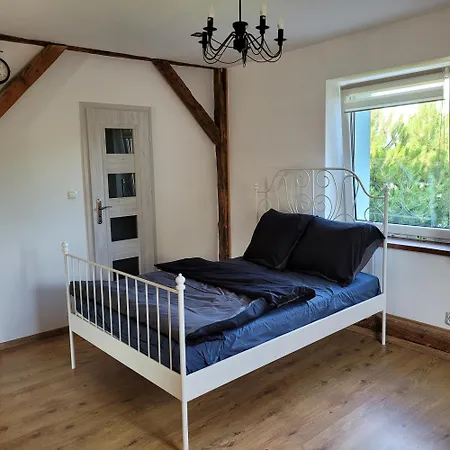 Dom Dla 6 Osob アパート